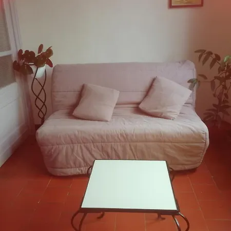 Holiday home Maison Du Coucou Larbey