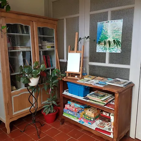Holiday home Maison Du Coucou Larbey